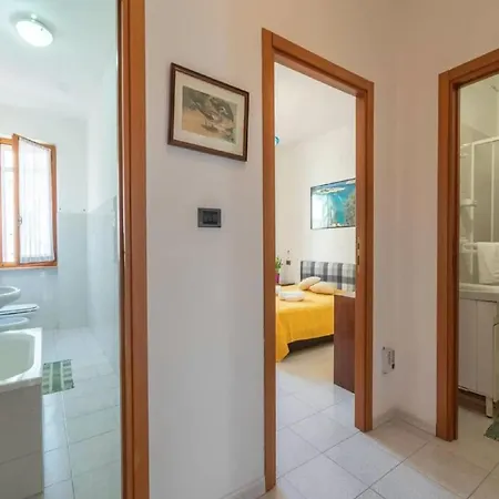 Appartement In Near Centre *